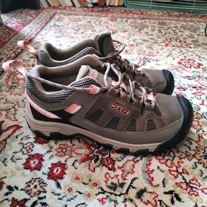 Keen /Targhee Vent W/ Size 10/ Womens/ Stone Gray/ Brick dust